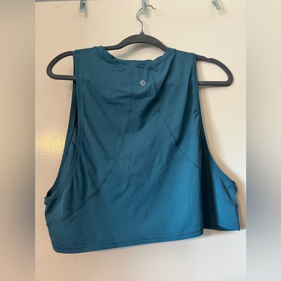 Lululemon cropped muscle tank - Picture 2 of 2